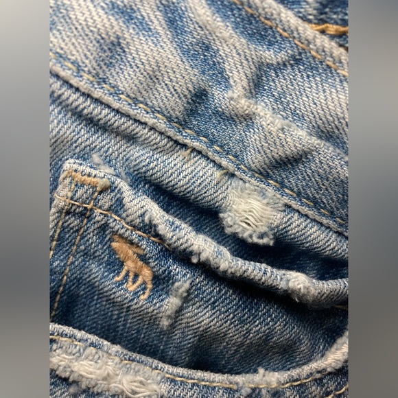 Abercrombie & Fitch Light Blue Distressed Denim Cutoff Shorts - Picture 5 of 14